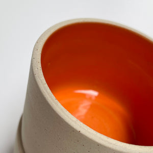 Becher Inu orange