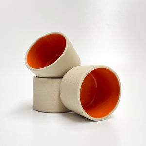 Becher Inu orange